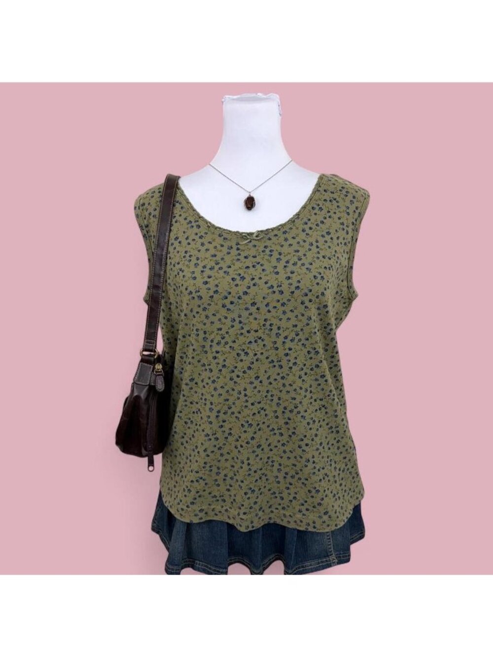 90s ditsy floral granola tank top